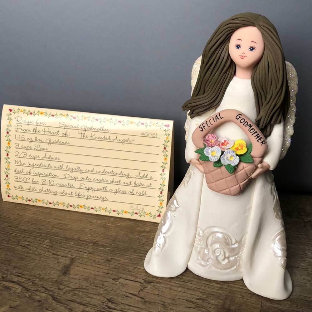 NWT 6 inch Special Godmother figurine